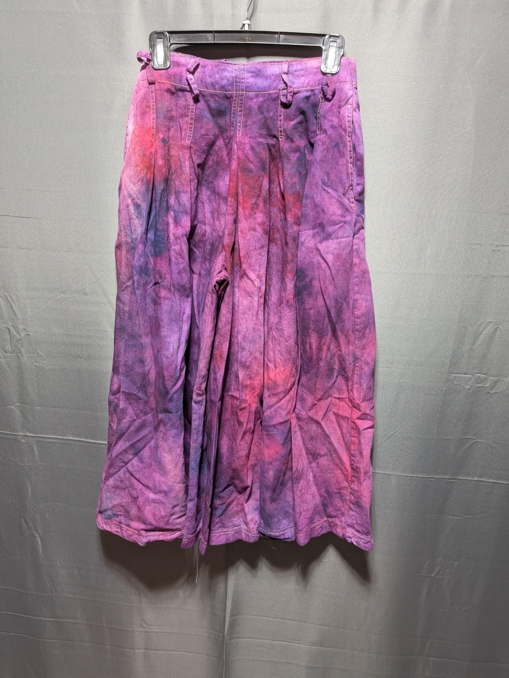 Wide-Leg Tie-Dye Culottes in Purple and Pink